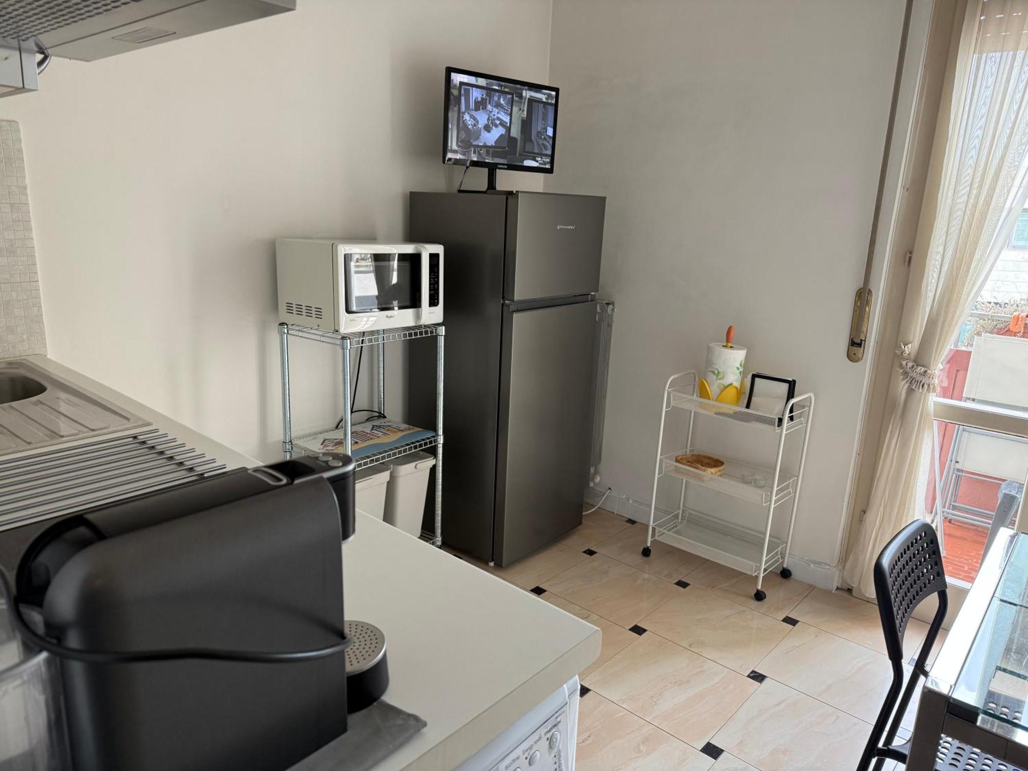 Riva Dei Fiori Apartment เวียเรจโจ ภายนอก รูปภาพ